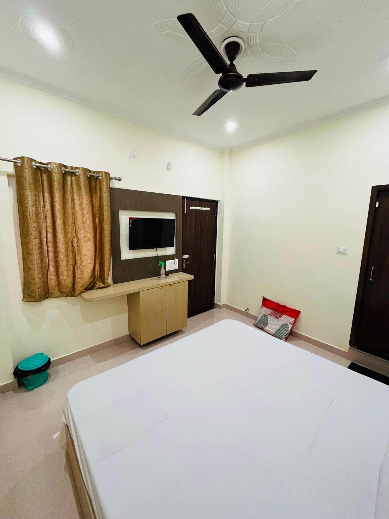 River View Paying Guest House فاراناسي المظهر الخارجي الصورة